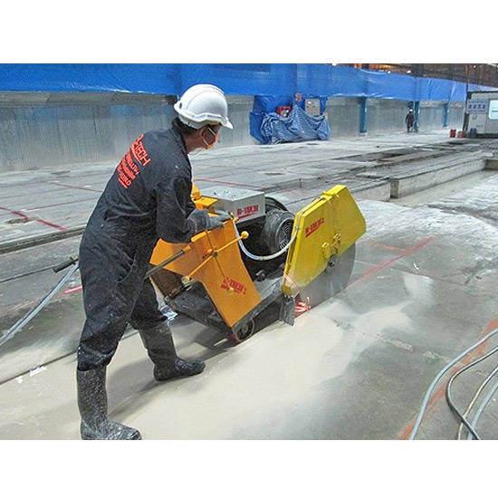 ตัดพื้นคอนกรีต ทุบตึก  รื้อถอน  ตัดรื้อโครงสร้าง  ตัดพื้นคอนกรีต  ตัดเหล็ก  งานคอนกรีต  งานเจาะรู 