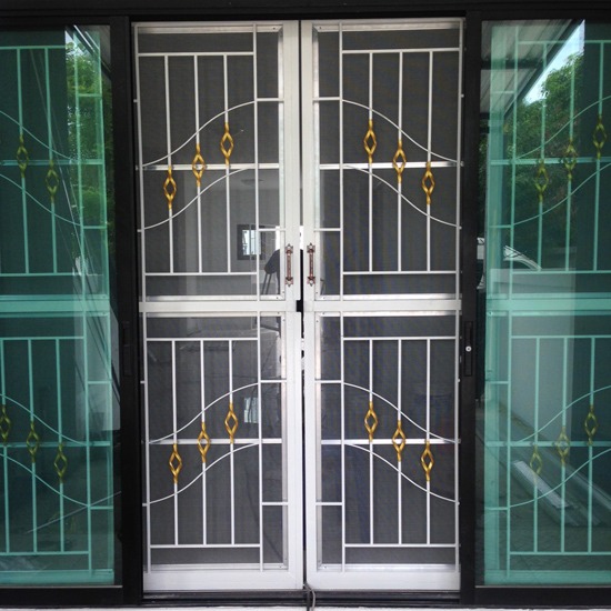 งานเหล็กดัด รับเหมางานเหล็กดัด 