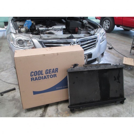 รับเปลี่ยนหม้อน้ำรถยนต์ สุขุมวิท  รับเปลี่ยนหม้อน้ำรถยนต์ สุขุมวิท 