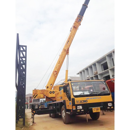 รถเครน เครื่องจักรกล  เครื่องจักรกลหนัก  รถเครน  รถกระเช้า  รถบด  รถเกรด  รถดัมพ์  งานก่อสร้างถนน  รถบูมลิฟท์  รถขุด  รถแบ็คโฮ 