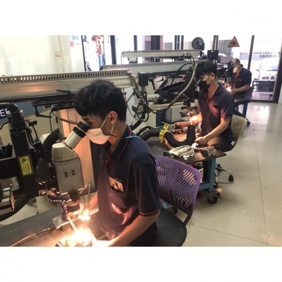 เชื่อมอะไหล่พาร์ทรถยนต์ ชลบุรี เชื่อมอะไหล่พาร์ทรถยนต์ ชลบุรี 