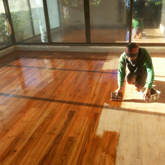 ทาสีพื้นไม้ ขัดพื้นไม้ ทาสีพื้นไม้ 