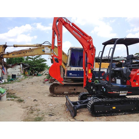 บริการให้เช่ารถแบ็คโฮ Pc 30 บริการให้เช่ารถแบ็คโฮ Pc 30 