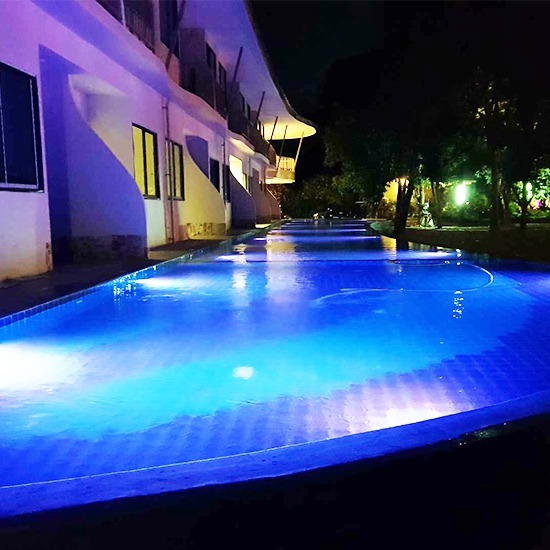 รับสร้างสระว่ายน้ำโรงแรม พัทยา รับสร้างสระว่ายน้ำโรงแรม พัทยา 