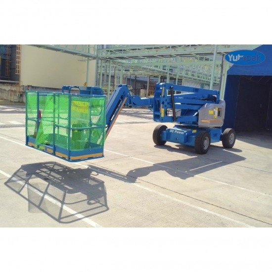 รถกระเช้าบูมลิฟท์มือหนึ่ง รถกระเช้าปลายบูมให้เช่าราคาถูก 