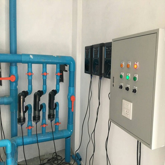 อุปกรณ์สระว่ายน้ำ อุปกรณ์สระว่ายน้ำ   รับสร้างสระว่ายน้ำ   สระคอนกรีต 