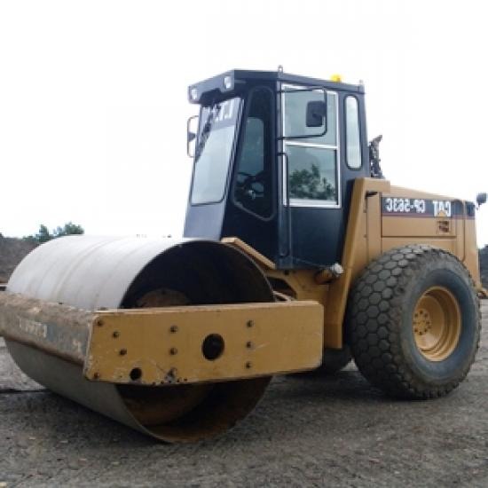 Rent a 10 ton road roller. Rent a 10 ton road roller. 