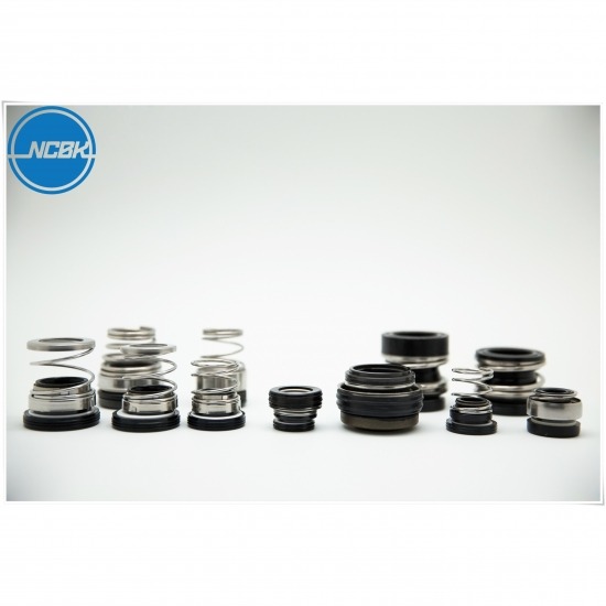 ซีลปั๊มน้ำ ซีลปั๊มน้ำ  ปะเก็นเชือกเคลือบจารบี  ซีลเชือก  ปะเก็นจารบี  ปะเก็นเชือก  ปะเก็นเชือก ปั๊มน้ำ 