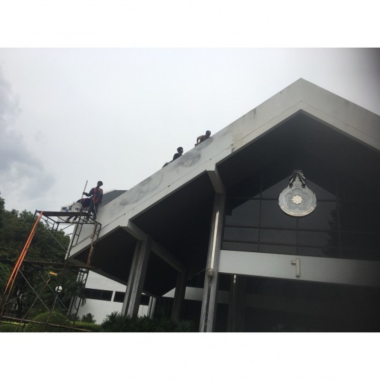 รับเหมาติดตั้งหลังคาอาคาร รับเหมาติดตั้งหลังคาอาคาร