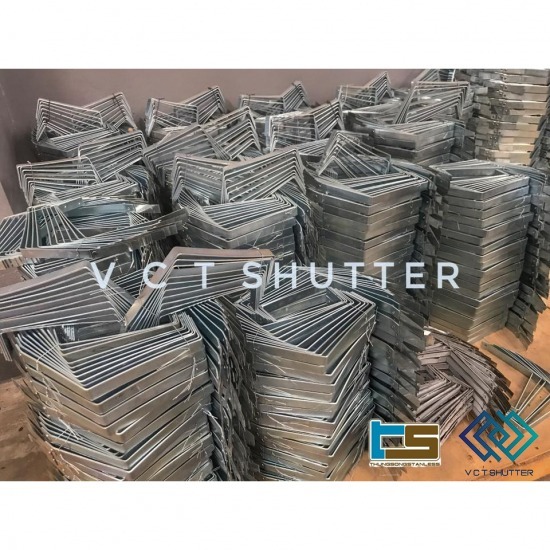 โรงงานผลิตตะขอรางน้ำ ทุ่งสง โรงงานตะขอรางน้ำ  ตะขอรางน้ำย.ยักษ์  ตะขอรางน้ำโมเดิร์น  ขายส่งตะขอรางน้ำ  ตะขอรางน้ำ  ตะขอรางน้ำสแตนเลส 