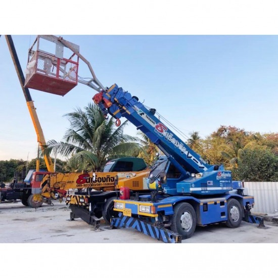 รถกระเช้า ชลบุรี เช่ารถกระเช้า ราคา  รถกระเช้า ชลบุรี  รถกระเช้าไฟฟ้า  รถบูมลิฟท์ ให้เช่า  เช่ารถบูมลิฟท์  รถกระเช้าตัดต้นไม้  รถเครน 