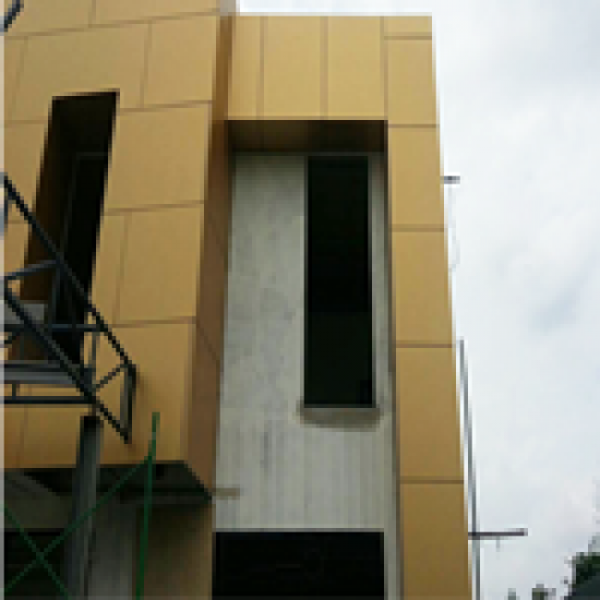 จำหน่ายแผ่นอลูมิเนียม คอมโพสิตที่เนื้อสีติดทนนาน จำหน่ายแผ่นอลูมิเนียมคอมโพสิต 