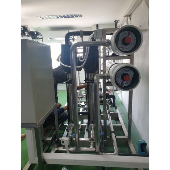 Repair of industrial RO water filters Repair RO water purifiers  industrial RO water filters  ro water filters not working  ro water filters  water does not enter the tank.  Ro water purifier water does not flow  ro water purifier does not cut 