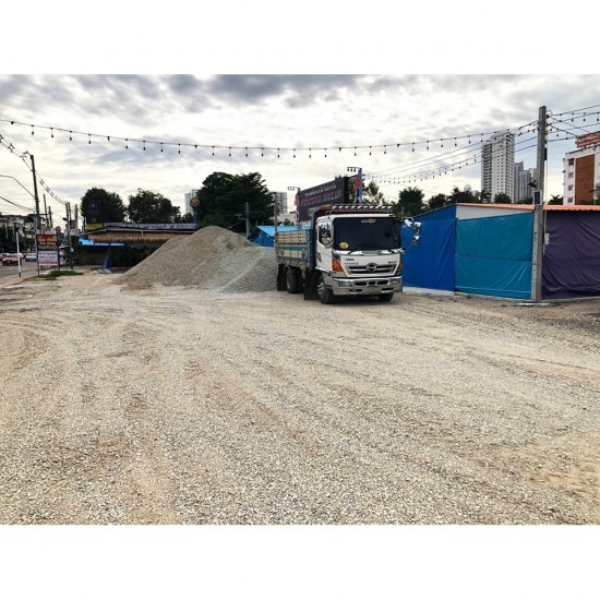 ขายส่งหินดินทราย ราคาส่ง ชลบุรี ขายหิน ดิน ทราย  ร้านขายหิน ทราย ใกล้ฉัน  ราคา หิน ทราย คิวละ  อิฐ หิน ปูน ทราย ใกล้ฉัน  ร้านขายหินคลุกใกล้ฉัน 