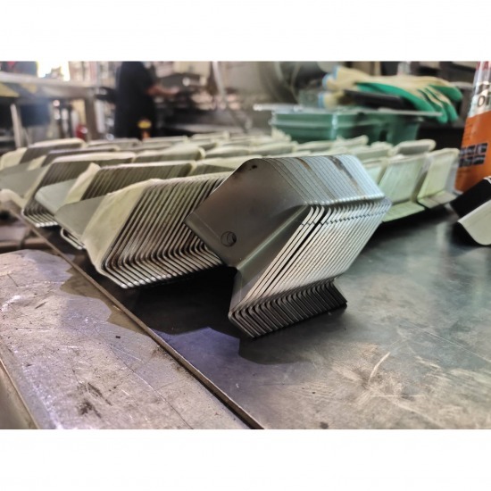 งานวีคัทโลหะแผ่น