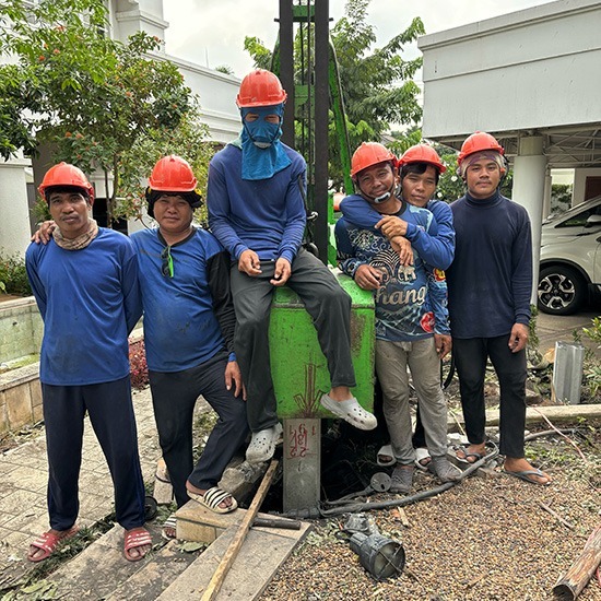 ช่างตอกเสาเข็มนนทบุรี ประเมินราคาให้ฟรี ช่างตอกเสาเข็มนนทบุรี ประเมินราคาให้ฟรี  ลงเสาเข็มไมโครไพล์  รับตอกเสาเข็มสี่เหลี่ยมตัน  รับตอกเสาเข็มแรงคนหกเหลี่ยม  ต้องการเสาเข็มแข็งแรง  ตอกเสาเข็มนนทบุรี 