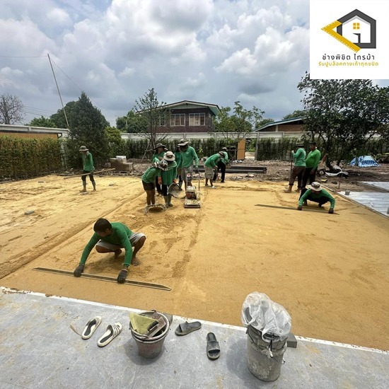 รับปรับพื้นดินสนามหญ้าเพื่อปูตัวหนอน รับปรับพื้นดินสนามหญ้าเพื่อปูตัวหนอน 