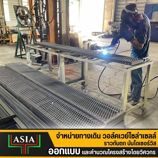 walkway solar roof ทางเดินบนหลังคา walkway solar roof ทางเดินบนหลังคา
