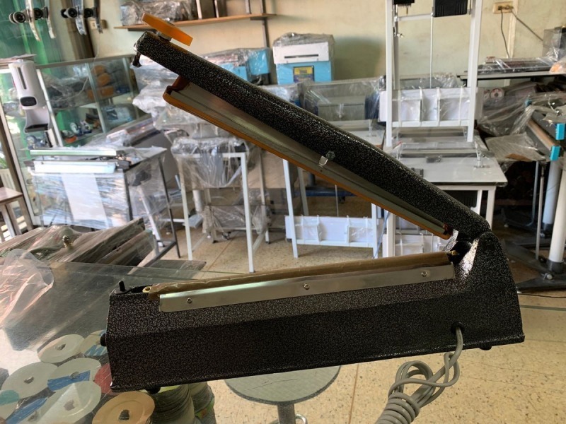 โรงงานผลิตและจำหน่ายเครื่องซีล