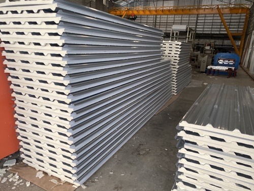 ผลิตและจำหน่ายเมทัลชีทเกรดA