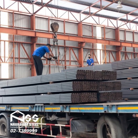 มีรถรับส่งเหล็ก