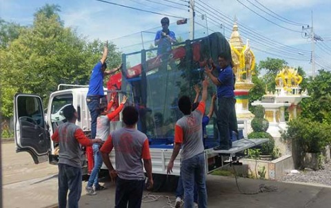 ติดตั้งประตูกระจกอลูมิเนียม