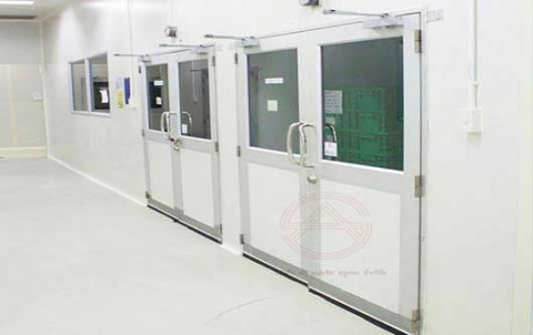 ประตูห้องผ่าตัด