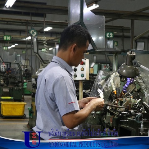 รับผลิตชิ้นงานเหล็กตามแบบ รับผลิตชิ้นงานเหล็กตามแบบ