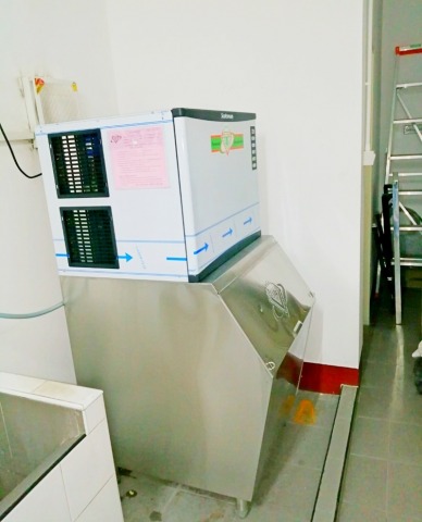 บริการติดตั้งเครื่องทำน้ำแข็ง