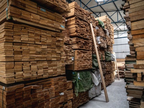 แปรรูปไม้สักราคาโรงงาน