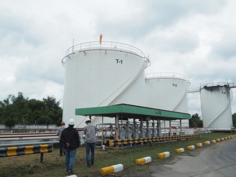 ถังสำรองน้ำดับเพลิงชนิดถังเหล็กและห้องปั๊ม