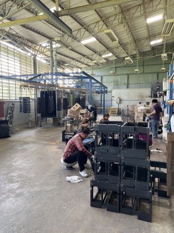 ตัดพับม้วนเชื่อมประกอบเหล็ก