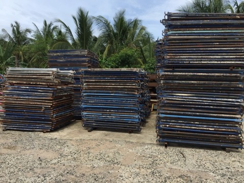 นั่งร้านมือสอง