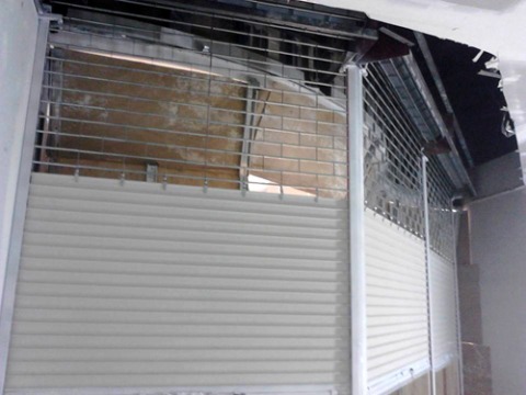 โรลลิ่งชัตเตอร์ แบบมือดึง โรลลิ่งชัตเตอร์ แบบมือดึง