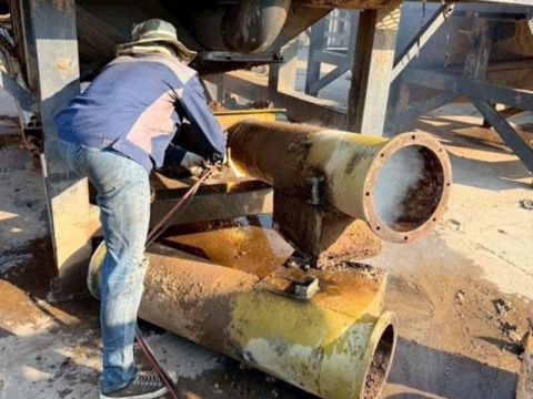 ร้านรับซื้อเศษเหล็ก