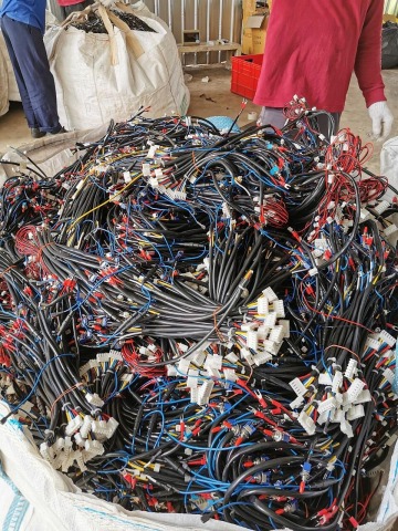 รับซื้อ ขาย สายไฟ อุปกรณ์ต่อพ่วง