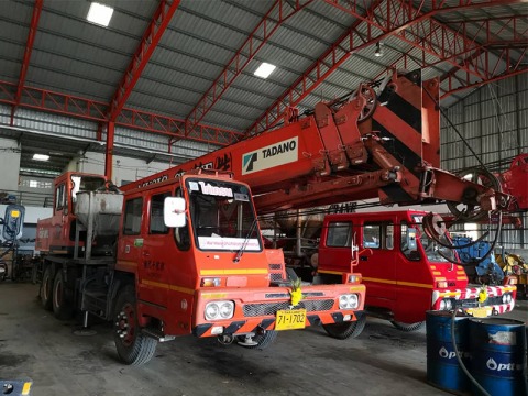 จ้างรถเครนรายวันพร้อมคนขับ