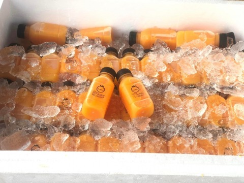 ขายส่งน้ำส้มขวดเล็ก