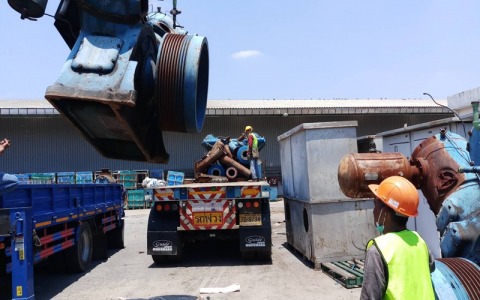 บริษัทรับประมูลเครื่องจักรเก่า