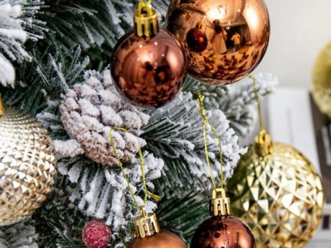 จำหน่ายของตกแต่งคริสต์มาสจากโรงงาน