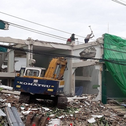 รับทุบตึก รื้อถอนตึกสูง