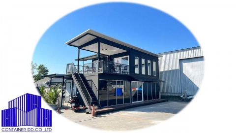 บ้านตู้คอนเทนเนอร์สำเร็จรูปดีไซน์แนวโมเดิร์นรุ่นใหม่ 