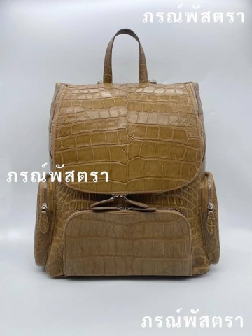 กระเป๋าเป้หนังจระเข้แท้ กระเป๋าเป้หนังจระเข้แท้