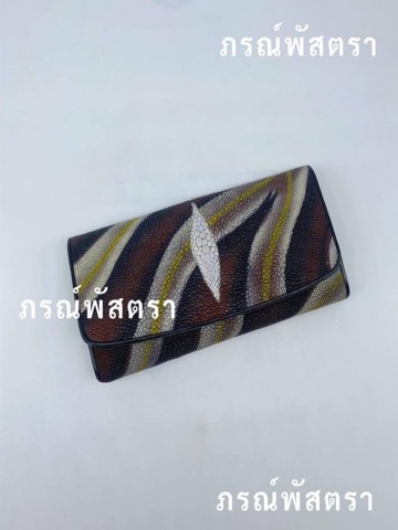 กระเป๋าสตางค์หนังปลากระเบนแท้ กระเป๋าสตางค์หนังปลากระเบนแท้