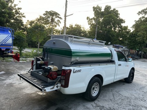 รถน้ำประปา