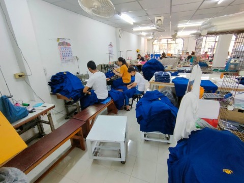โรงงานผลิตเสื้อสกรีนตามแบบ