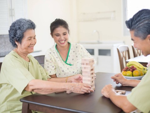 สถานรับดูแลผู้สูงอายุ