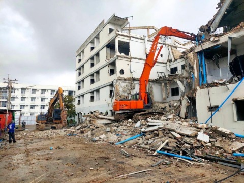 รับรื้ออาคาร