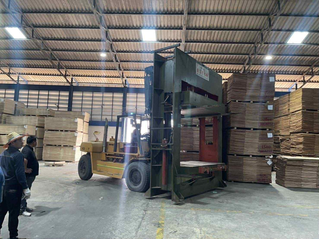 เช่าโฟล์คลิฟท์ใกล้ฉัน เช่าโฟล์คลิฟท์ใกล้ฉัน