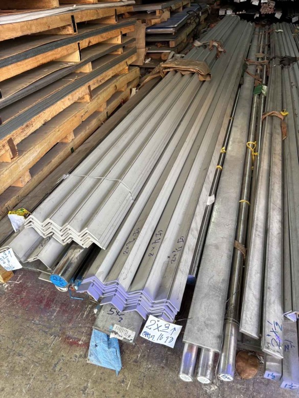 ขายส่งสแตนเลสฉาก